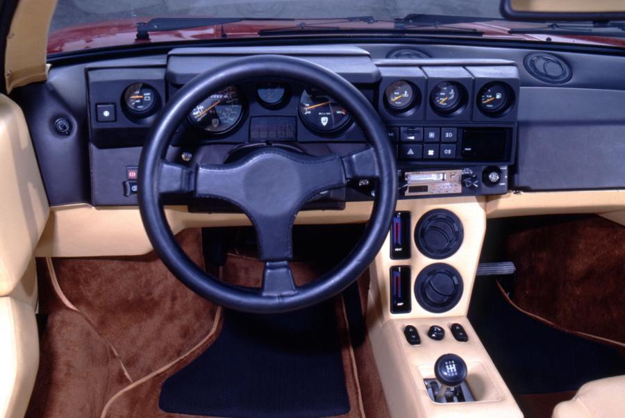 Lamborghini Jalpa 1981 года  (фото 5 из 12)